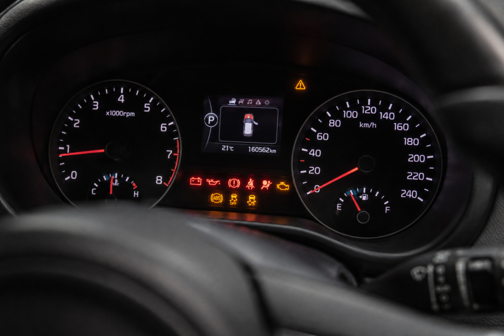 Masalah starter berpusing tetapi enjin tidak hidup pada kereta